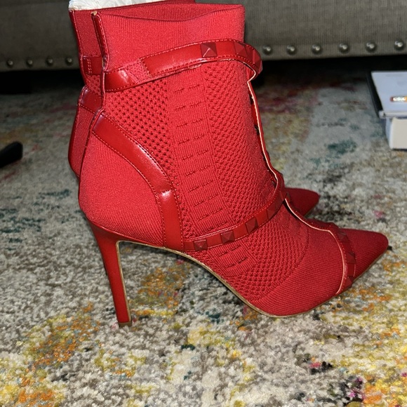 Jessica Simpson strapped mesh booties - Picture 3 of 3